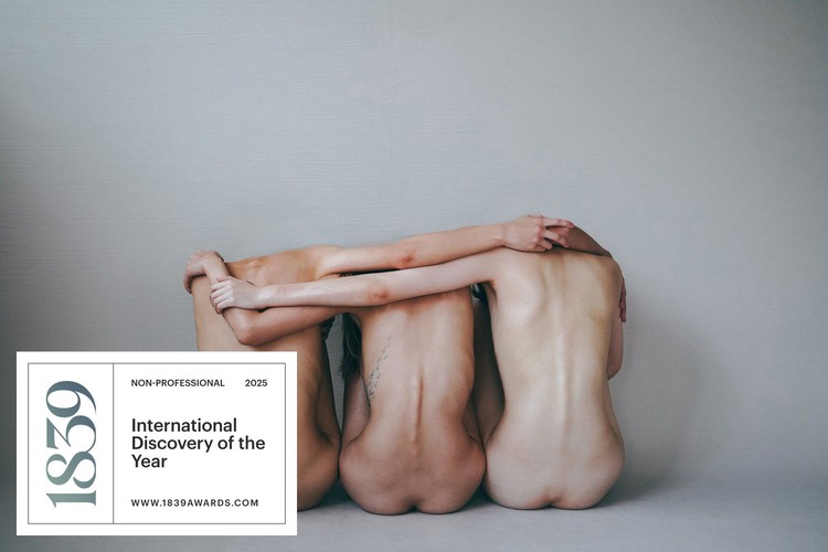 Li Tung | 2025 Photographer of the Year | International Discovery of the Year